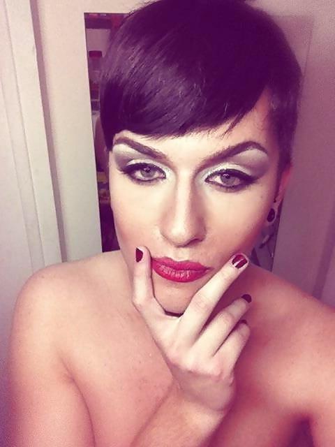 25P Makeup fetish 65