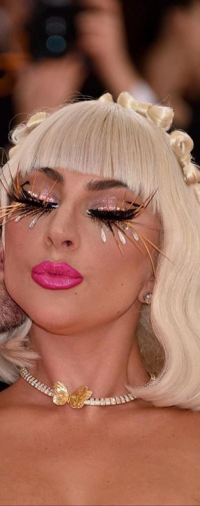 25P Makeup fetish 65