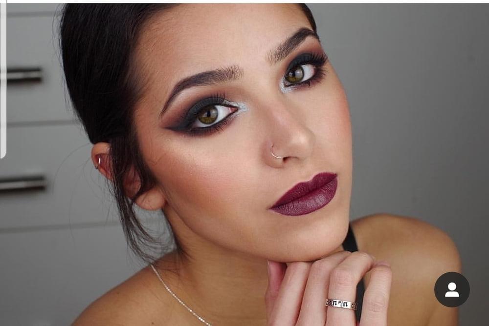25P Makeup fetish 65