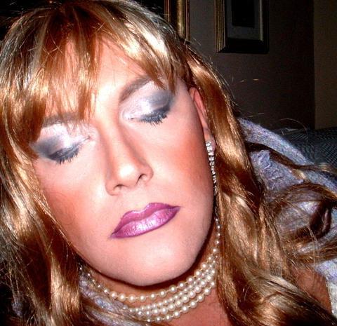 25P Makeup fetish 65