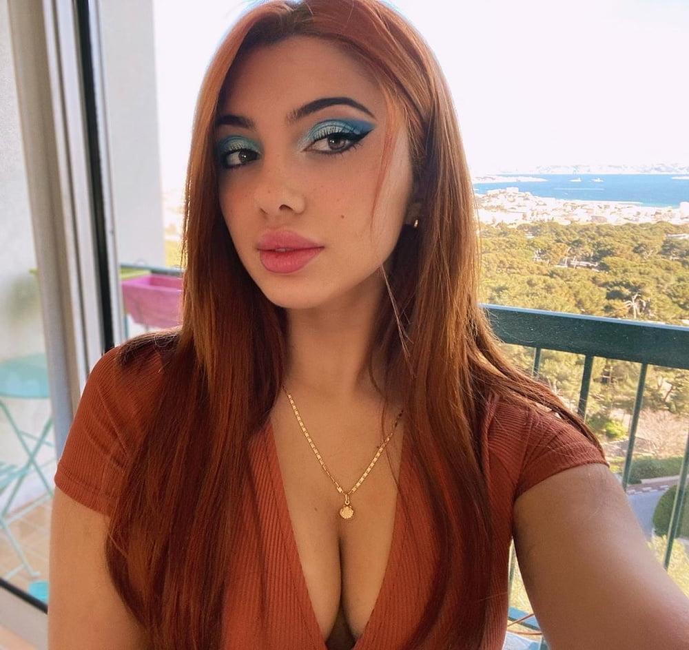 25P Makeup fetish 65