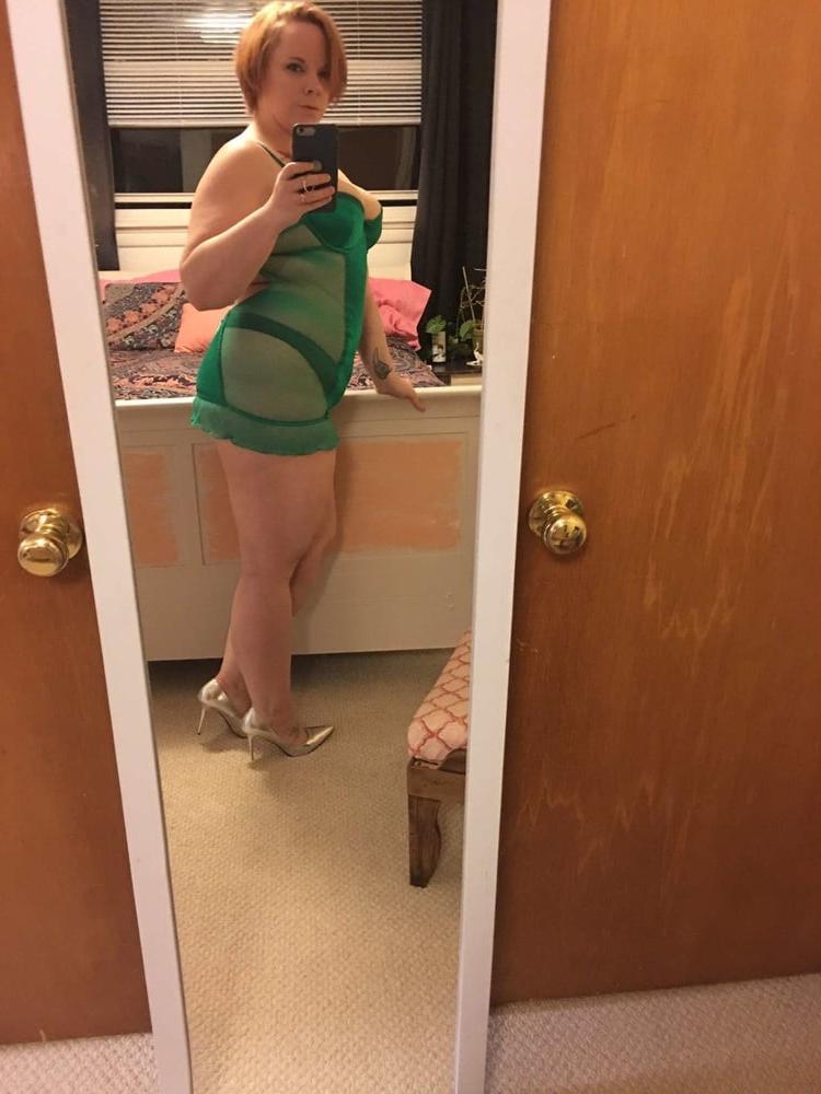 6P Laurencumslutxxx Red Head 2