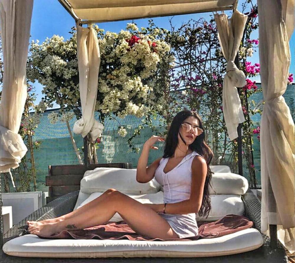 16P Turkish Instagram Girls 58 Isilay