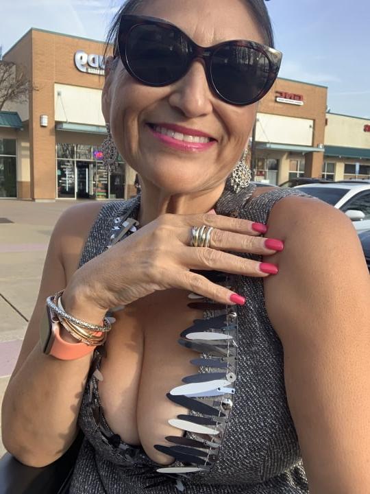 17P Sexy Lady