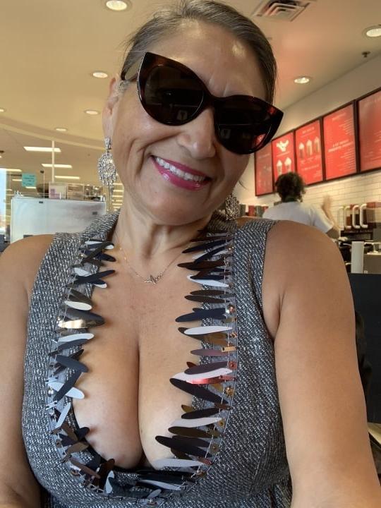 17P Sexy Lady