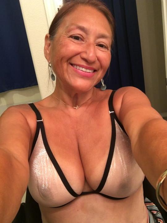 17P Sexy Lady