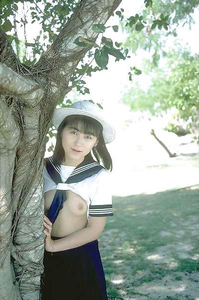 21P Asian girl Aiko exposing her naked body