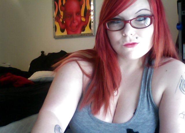 9P Chubby Red Hair Girl