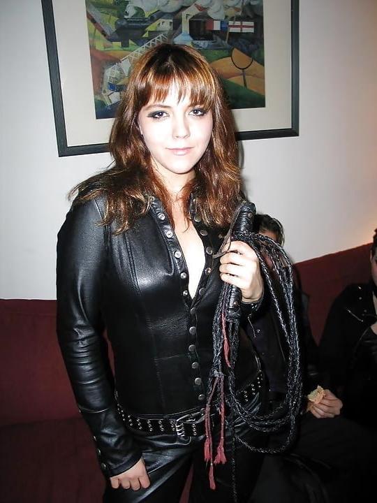25P Femdom Goddess 9
