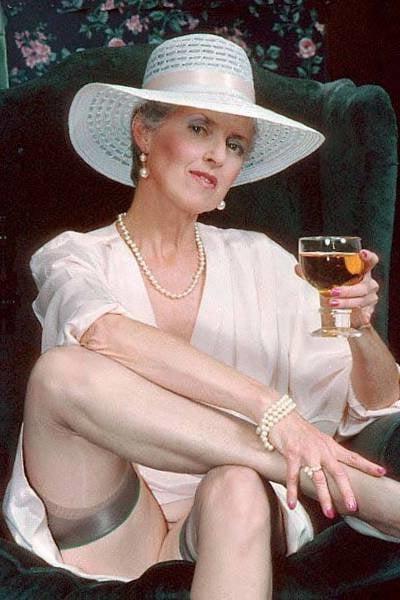 25P Mature  a lady