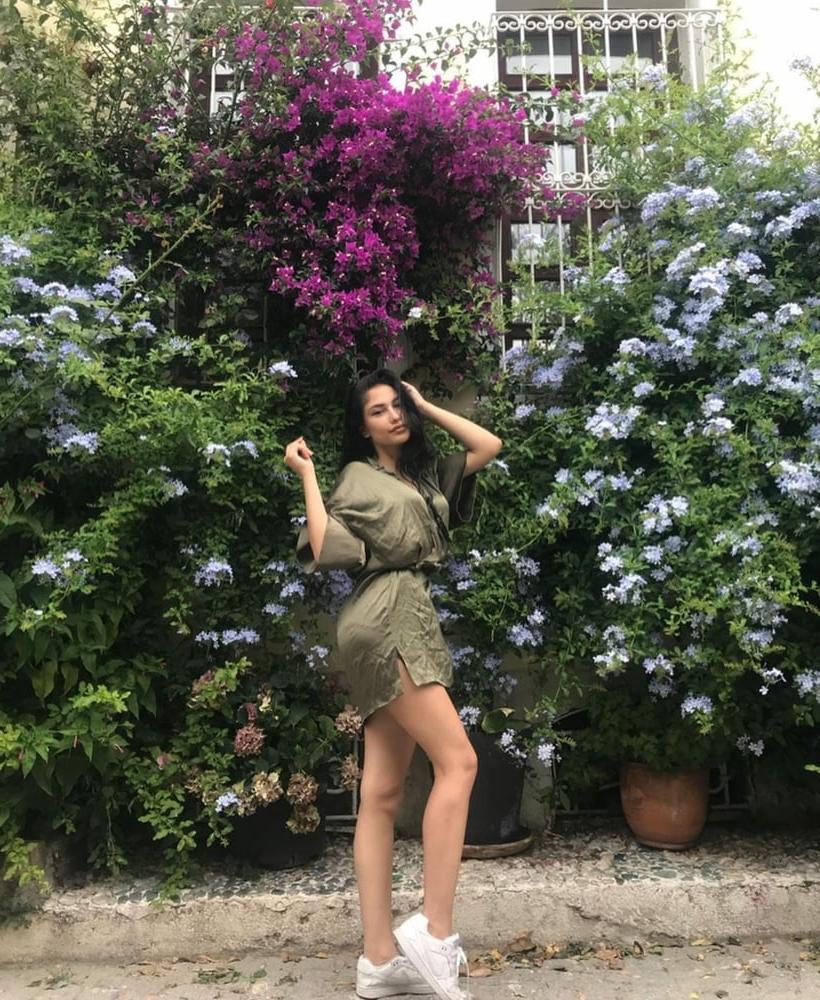 15P Turkish Instagram Girls 63 Buse