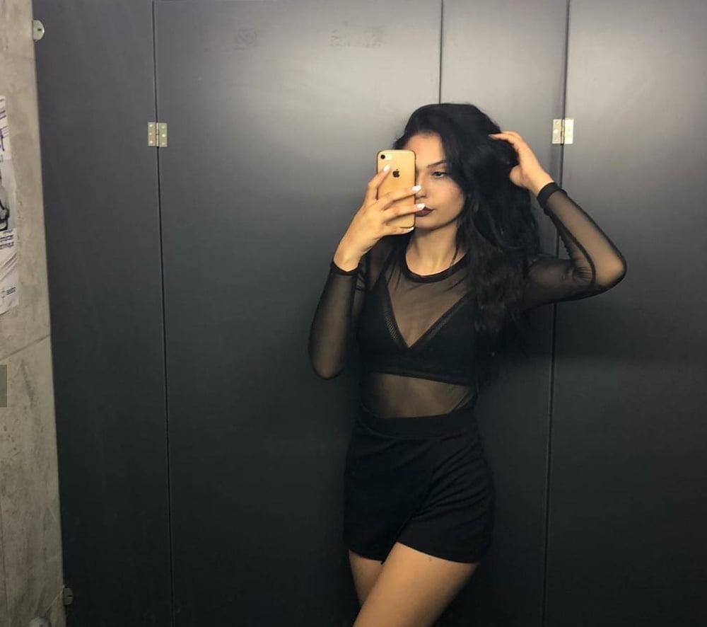 15P Turkish Instagram Girls 63 Buse