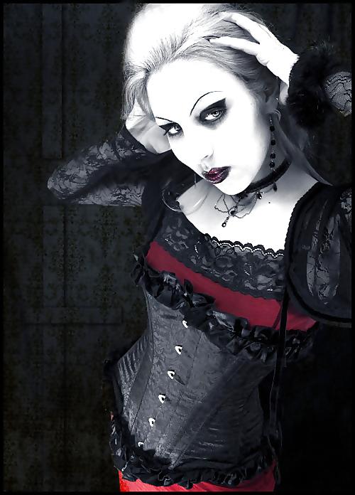 25P Gothic and Alt Girls