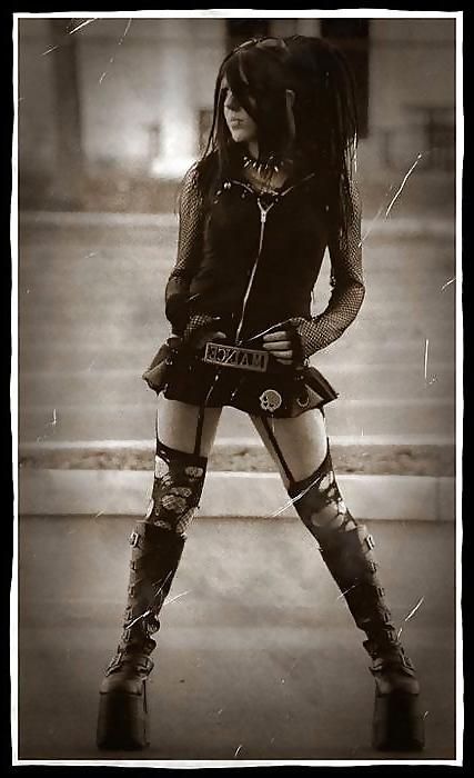 25P Gothic and Alt Girls