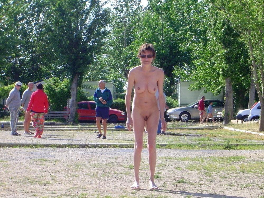 25P Naked in nature 12