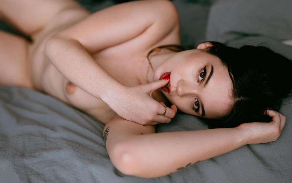 25P Gorgeous Crimson's Perky Nipples