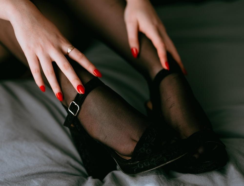 25P Gorgeous Crimson's Perky Nipples