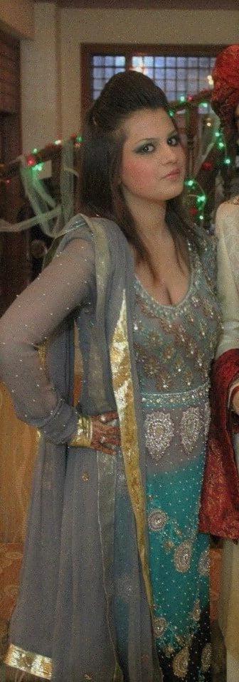 7P Desi Indian Paki Cleavage Part 7