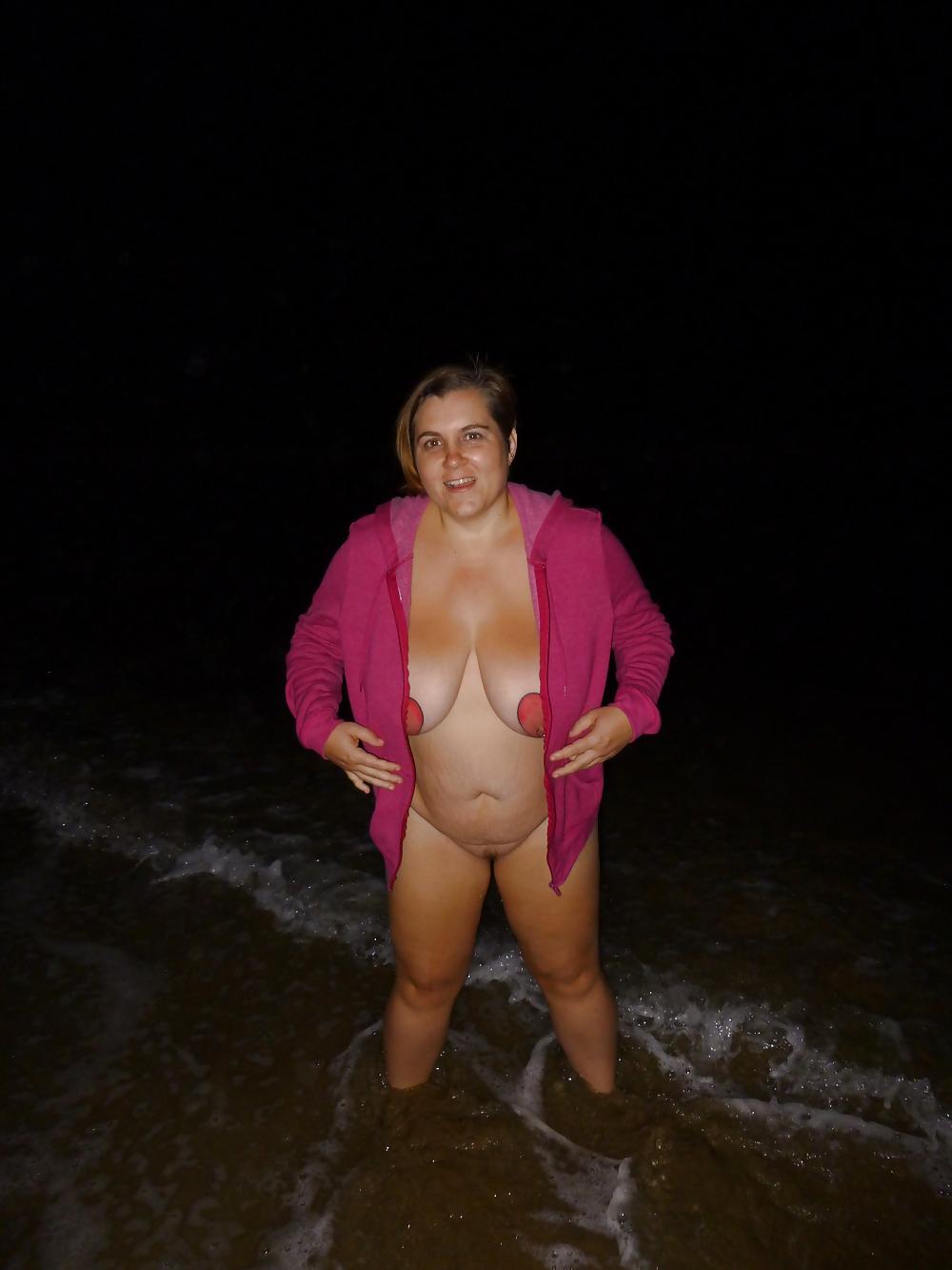 14P Bbw at the ocean 