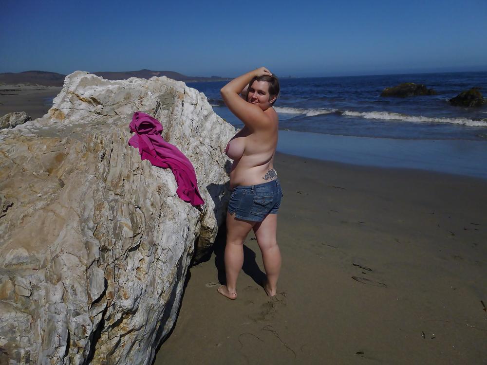 14P Bbw at the ocean 