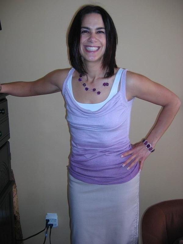25P Naughty wife 40