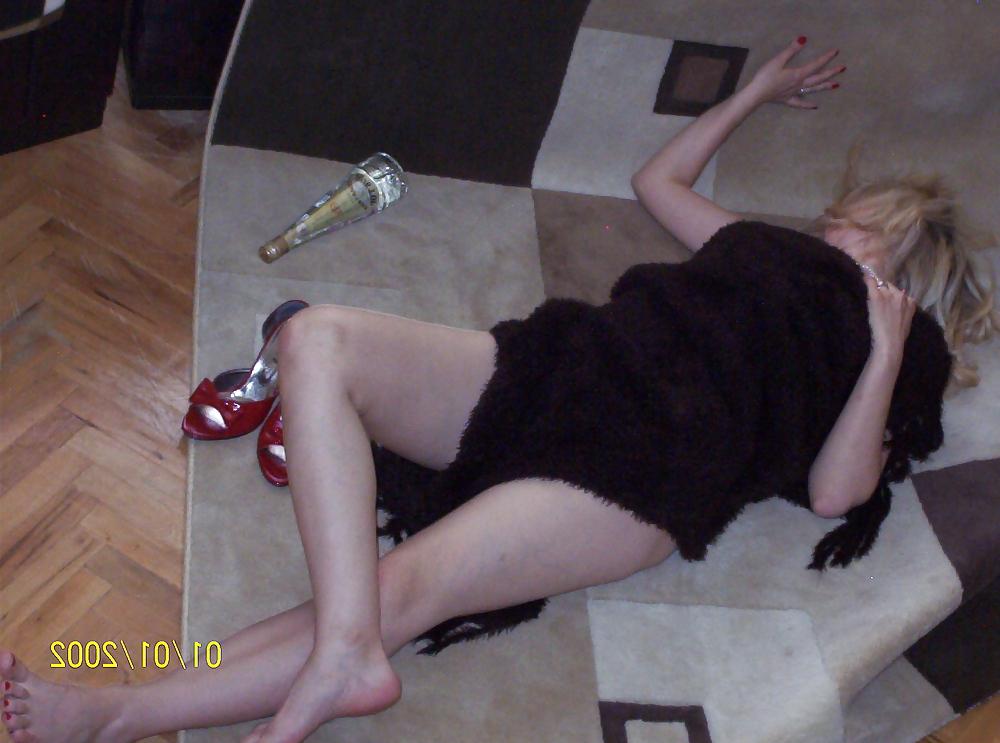11P Turkish Mature Blonde
