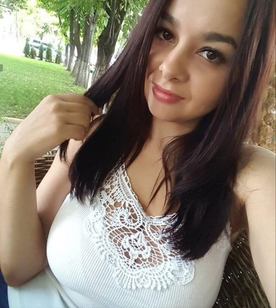 20P Turkish Slut from Istanbul Nazan 28yrs.