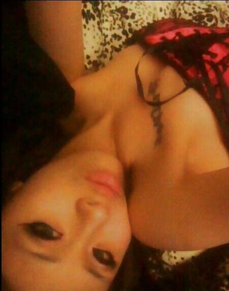 24P Korean and Asian Amateur Girls 7