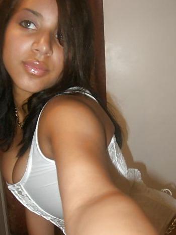 19P BLACK GIRLS 1