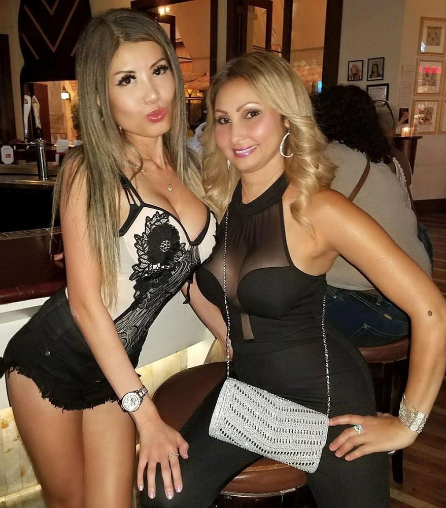25P Adelphi University Girl And Angiee117