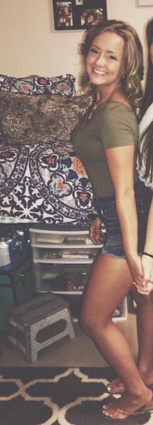 25P Adelphi University Girl And Angiee117