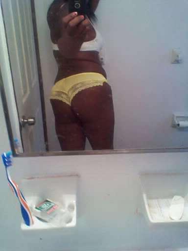25P A Few Sexy Black Babes From SmutDates