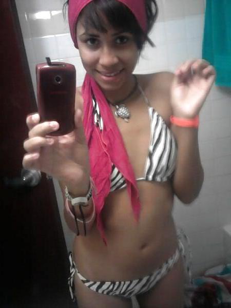 25P A Few Sexy Black Babes From SmutDates