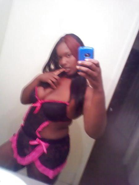 25P A Few Sexy Black Babes From SmutDates