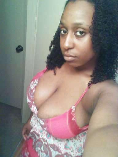 25P A Few Sexy Black Babes From SmutDates