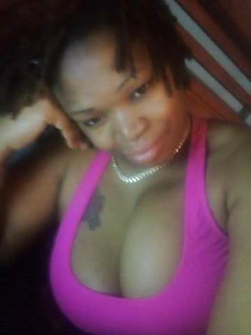 25P A Few Sexy Black Babes From SmutDates