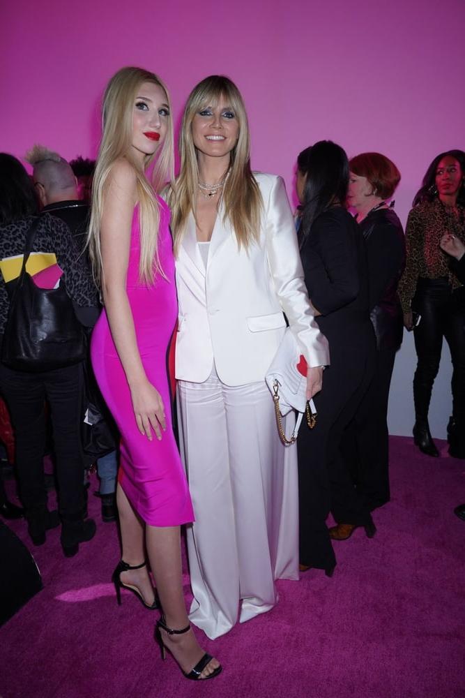 25P Heidi Klum   Red Carpet