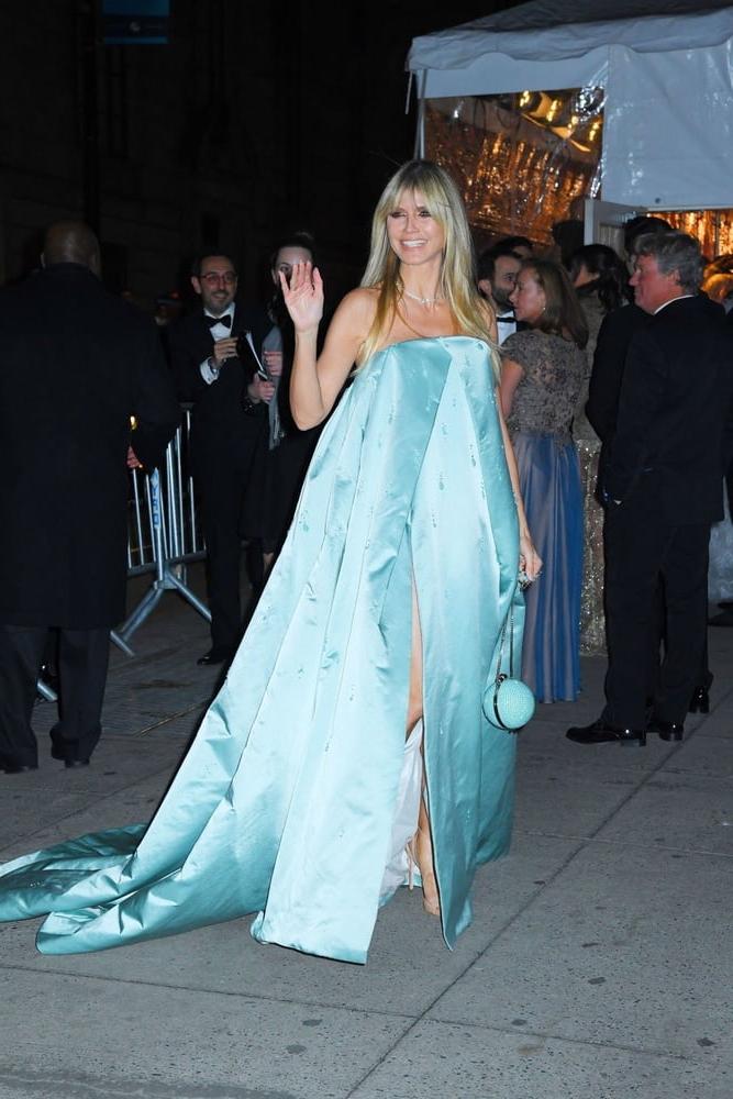25P Heidi Klum   Red Carpet