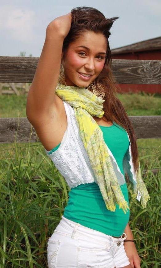 14P HOT University of Maryland School of Dentistry '22 Girl