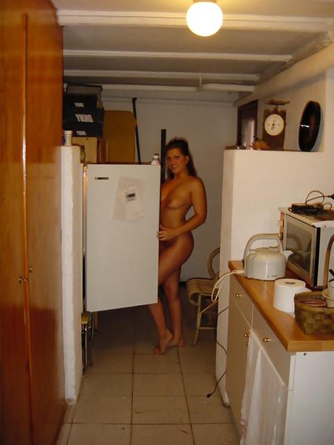 25P Hot Danish Mom