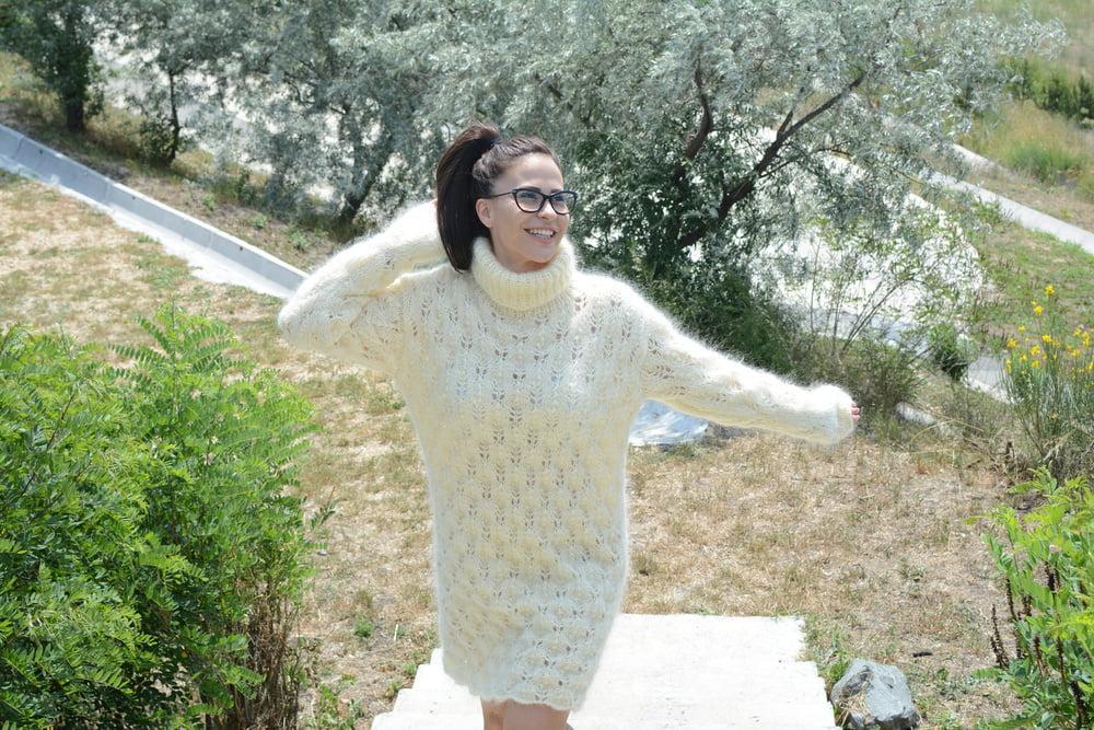 25P Mohair fetish 4