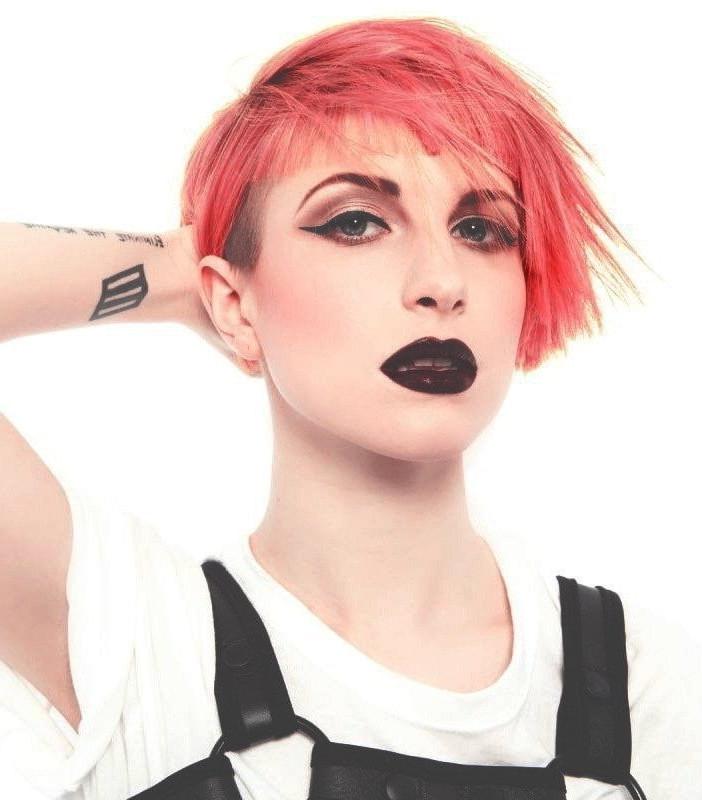 25P Makeup fetish 64