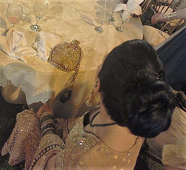 6P Desi Indian Paki Cleavage Part 5