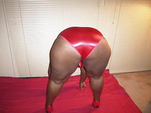 9P Black milf