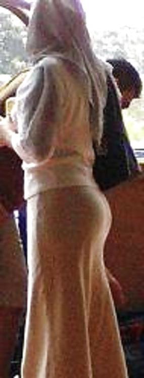 17P Arab and turkish girls