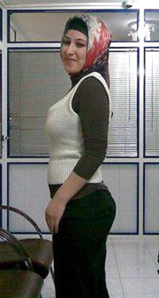 17P Arab and turkish girls