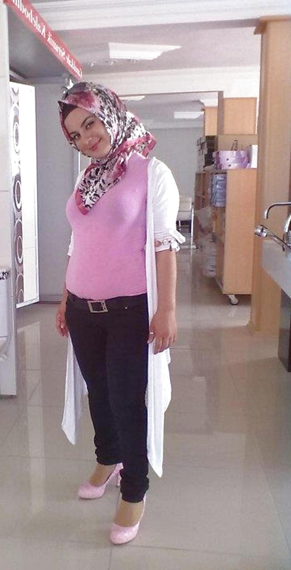 17P Arab and turkish girls