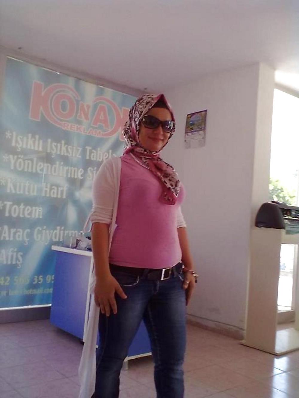 17P Arab and turkish girls