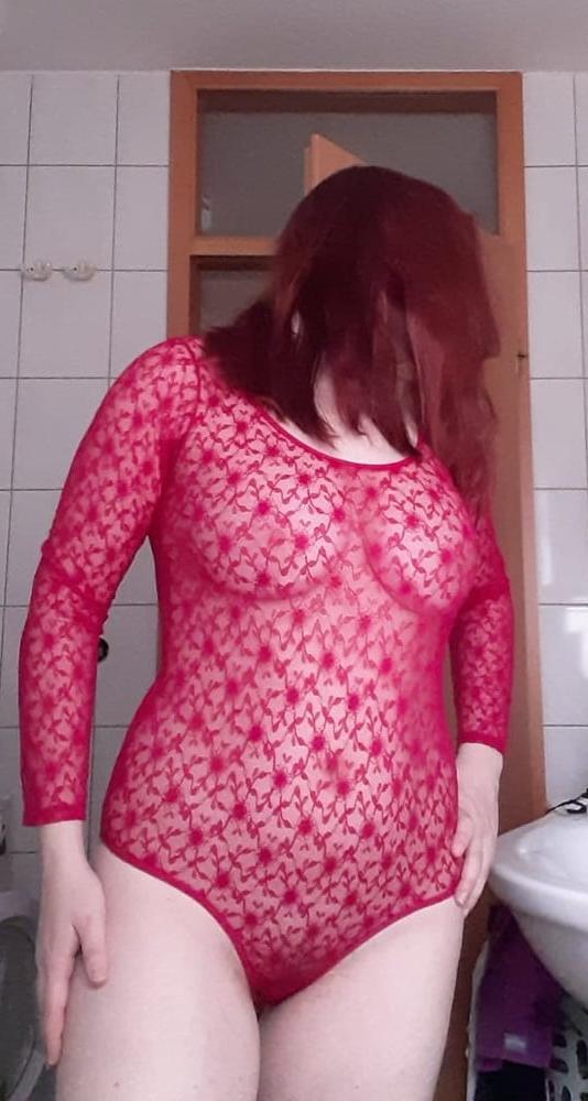 25P Red And black