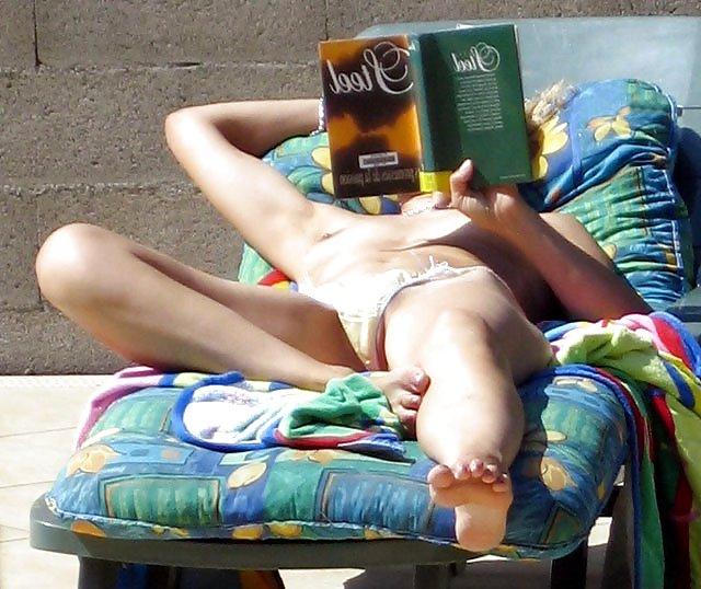 9P Neighbor sunbathes!